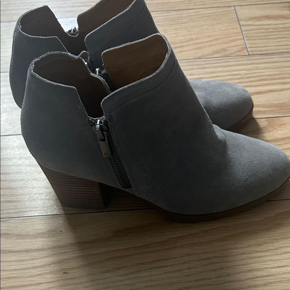 Lucky Brand Charcoal Ankle Booties - Picture 3 of 6